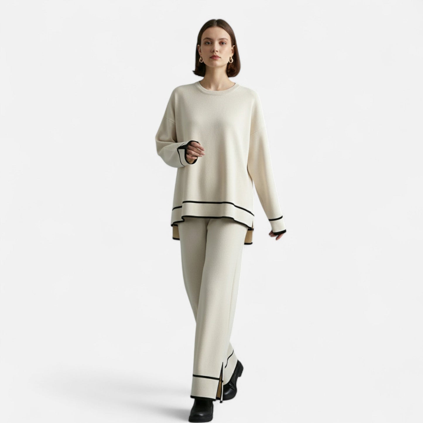 Noir London  | Women’s Knitted Two-Piece Set – Effortless Winter Poise